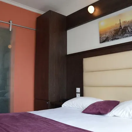 Parc Hotel 3*