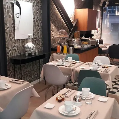 Eiffel Mademoiselle Hotel 4*