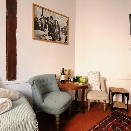 Petit Marais Apartment