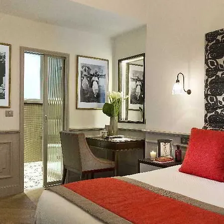 La Clef Tour Eiffel By The Crest Collection Parijs