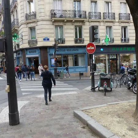 Nice 1 Bedroom Of 26m2 - Lively Area Apartamento
