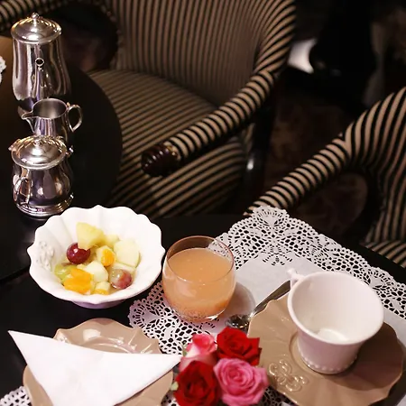 Hotel Odéon Saint Germain 4*
