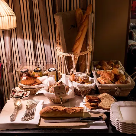 Hotel Odéon Saint Germain Paris
