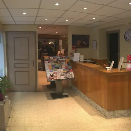 Jarry Confort Hotel Paris