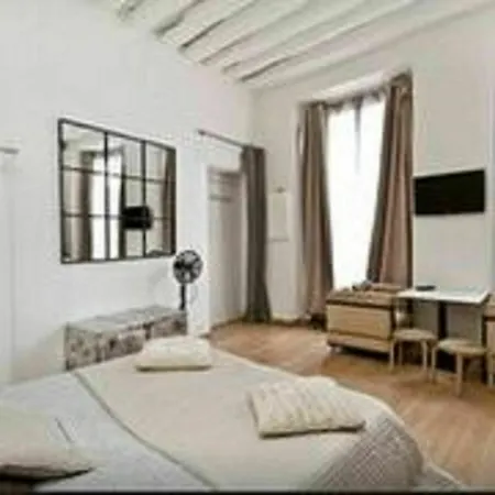 Mabillon Suite Apartment