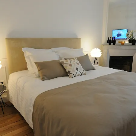 Relais12bis By Eiffel Tower 3* Paris
