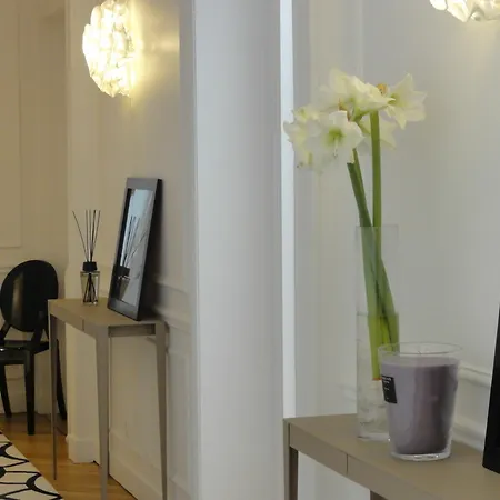 Relais12bis By Eiffel Tower Paris