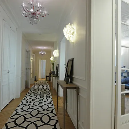 Relais12bis By Eiffel Tower Couette-café 3*