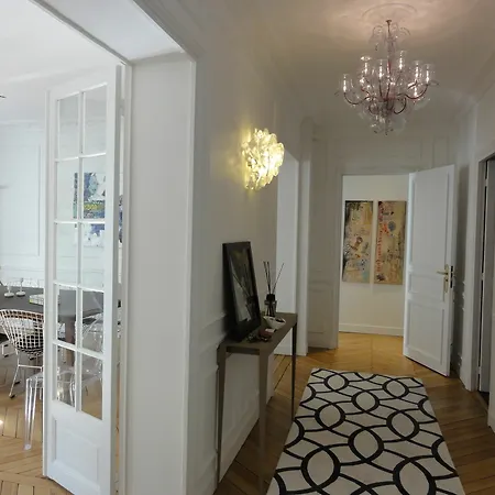 Bed & Breakfast Relais12bis By Eiffel Tower