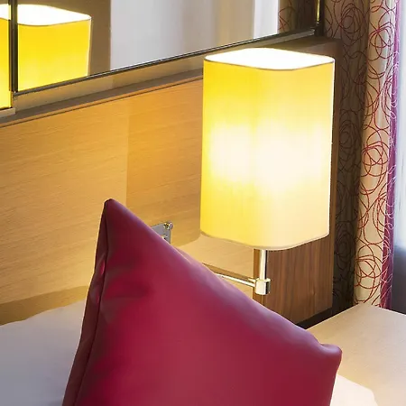 Pavillon Bastille Hotel 3*