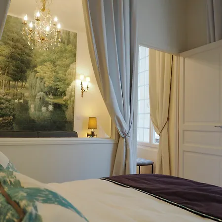Louvre Opera Design Chicsuites * פריז