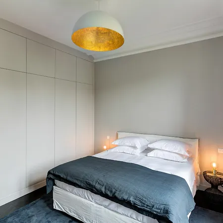Apartment Habitat Parisien - Drouot Luxe Paris