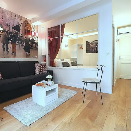 Apartment Louvre Opera Design Chicsuites Paris
