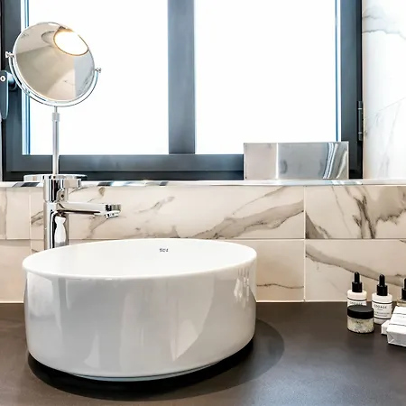 Hotel Laz' Urbain 4*