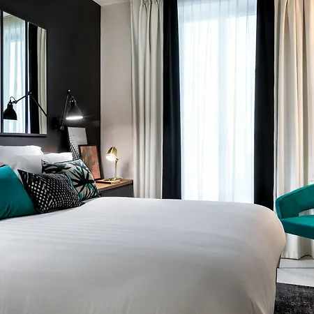 Laz' Urbain Hotel