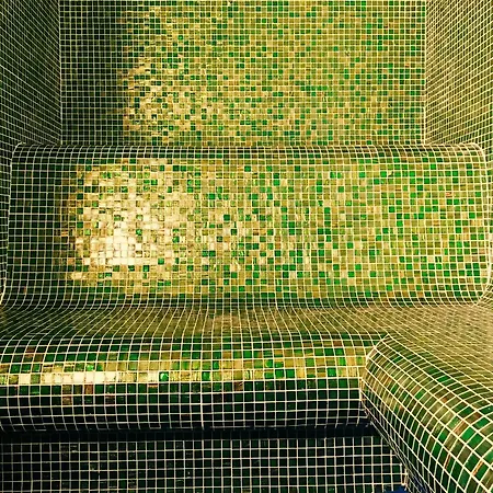Laz' Urbain Hotel Parigi