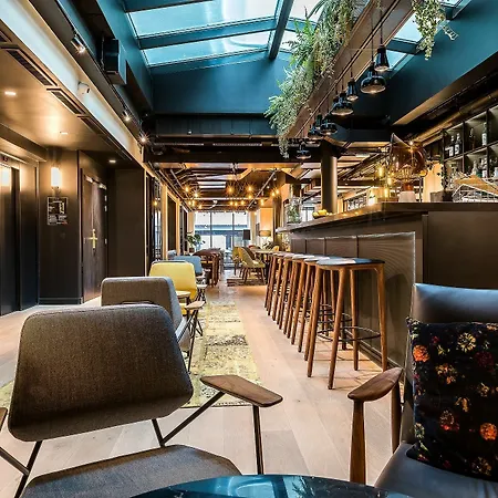 Hotel Laz' Urbain 4*