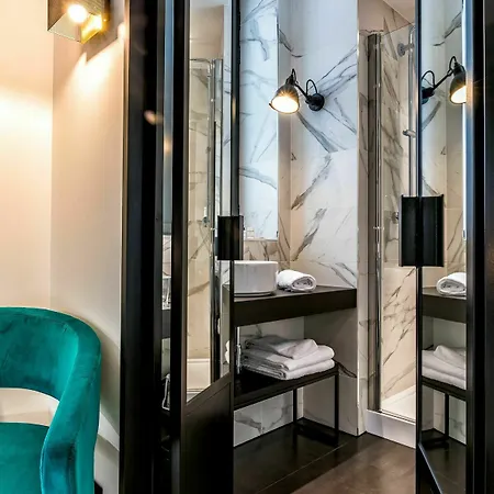 Laz' Urbain Hotel Parigi
