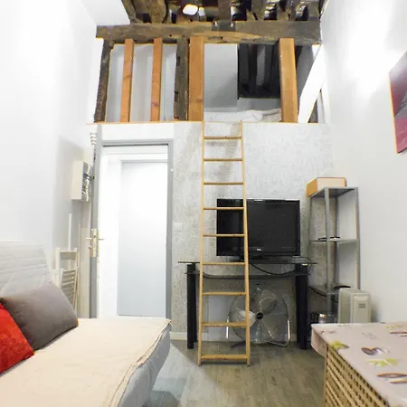Petit Pompidou Apartamento París