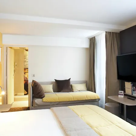 Mercure Pigalle Sacre Coeur 4* Párizs