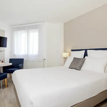Sejours & Affaires Paris-davout 3*