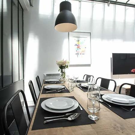 Luxury In - Republique