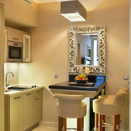 Saint-honore 3* Paris