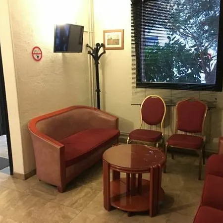 Nouveau Park מלון 3*
