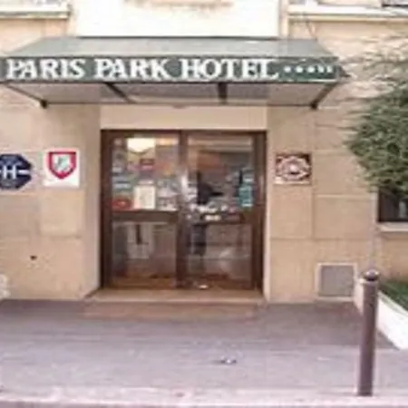 מלון Nouveau Park 3*