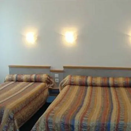 Des Vosges Hotel Paris