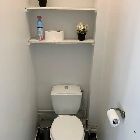 Sweet Apartment *