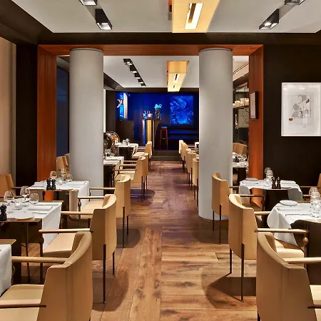Le Metropolitan, Tour Eiffel, A Tribute Portfolio 5*