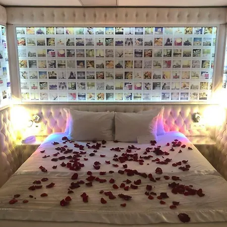 Hotel Déclic 4*
