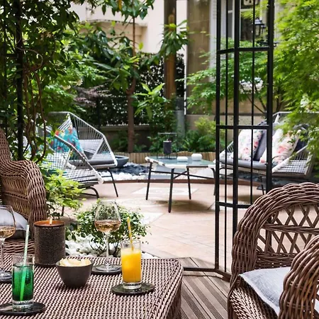 Nicolo - Tour Eiffel Hotel