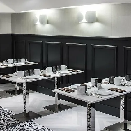 Hotel Trinité Haussmann 4*