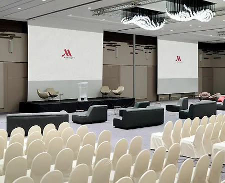 Marriott Rive Gauche & Conference Center Hotel 4*