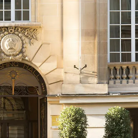 Pershing Hall 5*