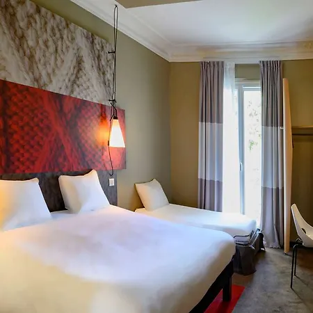 Ibis Tour Montparnasse 15eme