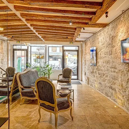 Appartement Du Louvre St Honoré *