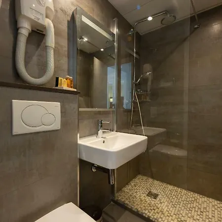 Hotel 15 Montparnasse