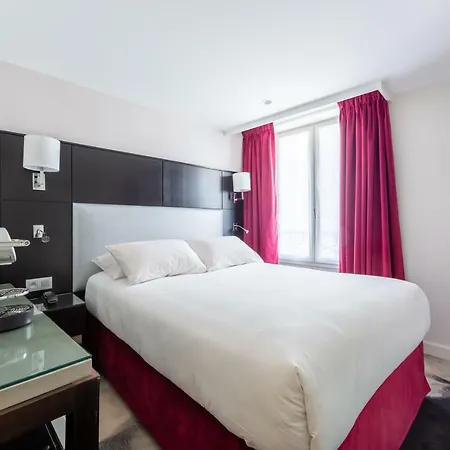 15 Montparnasse Hotel