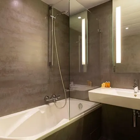 Hotel 15 Montparnasse Paris