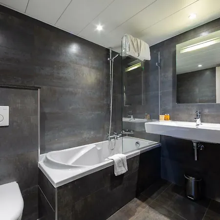 15 Montparnasse 4*