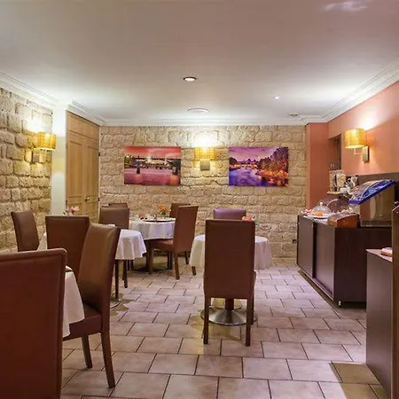 Oratio Hotel
