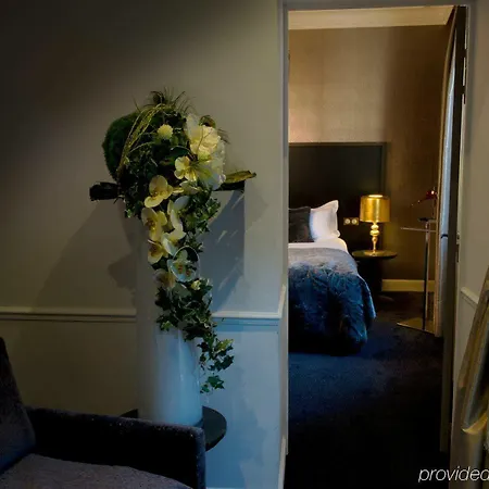 Lumen Louvre Otel 4*