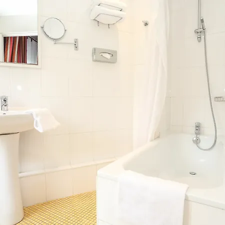 Avalon Gare Du Nord Hotel Paris