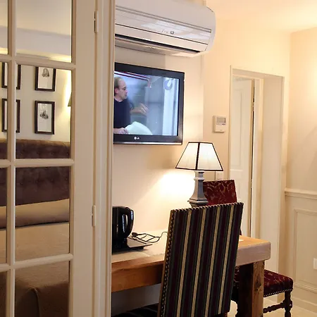 Saint-louis Marais Hotel 3*