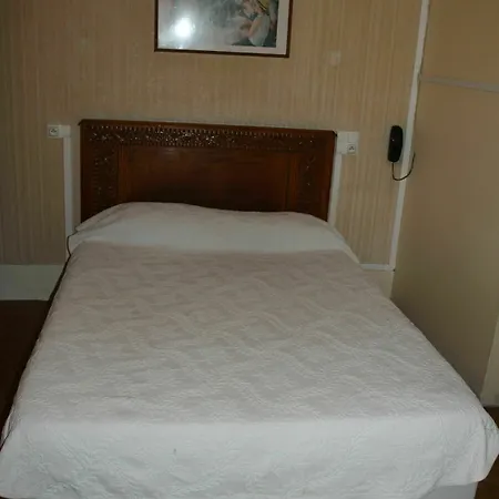 De Nantes Hotell 3*