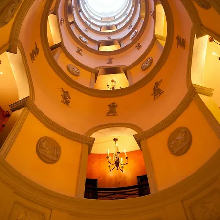 L'hotel Hotel Paříž
