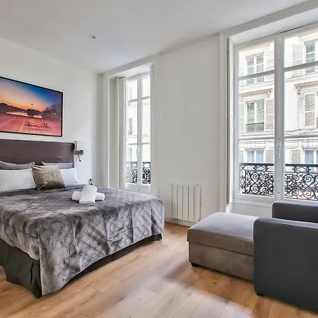 63 Luxury Flat Champs Elysees 1c Apartment *